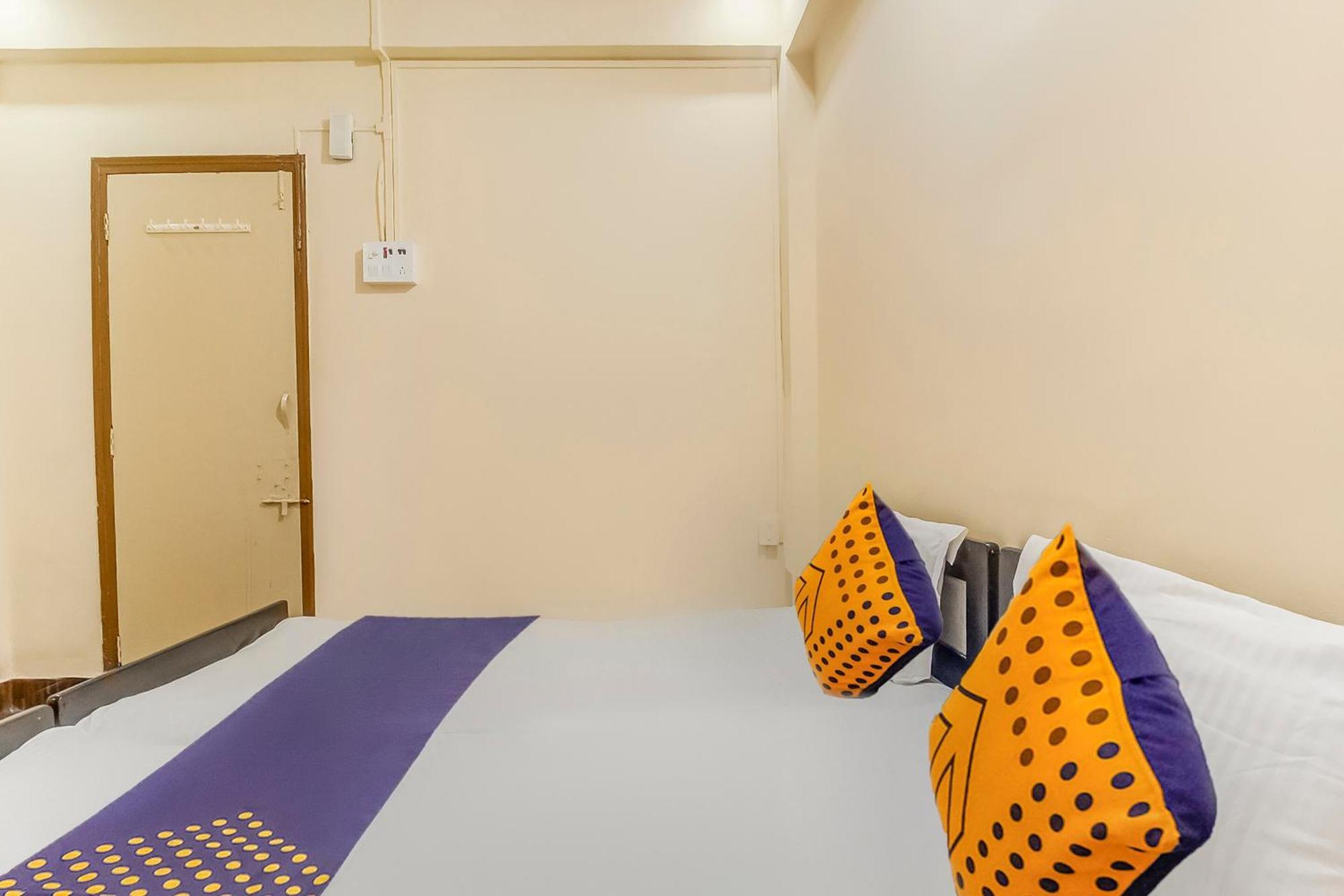 Hotel O New Ushakal Lodging & Boarding Nirmal  Εξωτερικό φωτογραφία